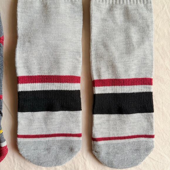 Harry Potter NWOT Two Pairs Socks Gray Black Red House Animal  Golden Snitch - Picture 6 of 10